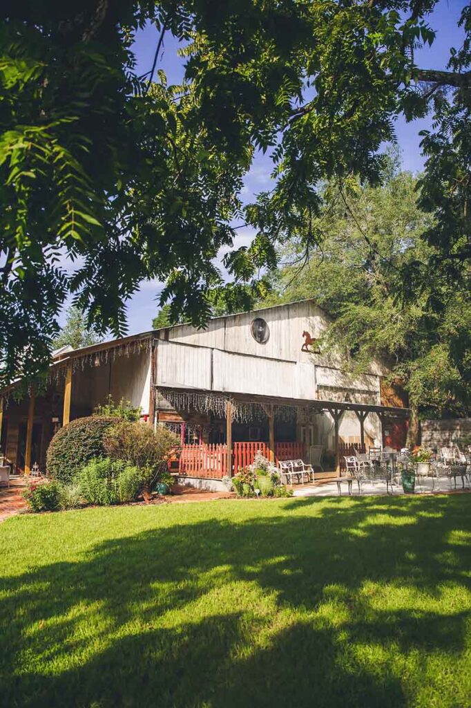 Grand Ol' Barn wedding reception Tallahassee