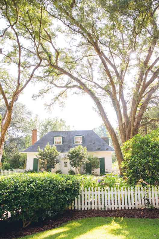 Rose Cottage bridal suite at Shiloh Farm
