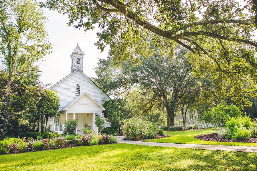 Exterior of white wedding chapel at Shiloh Farm